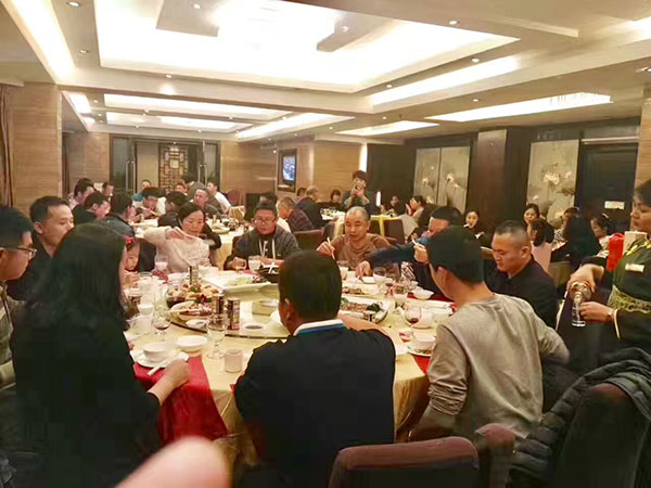 2018年春茗感恩會(huì):“不忘初心,砥礪前行”! 2018年春茗感恩會(huì):“不忘初心,砥礪前行”!